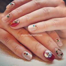 アムステルダムの街がクリスマスになったので、ネイルもクリスマス仕様に アムステルダムの街がクリスマスになったので、ネイルもクリスマス仕様に